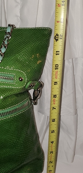 Crossbody or tote handbag. - Picture 3 of 7